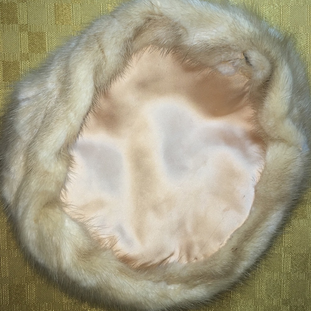 REAL Rabbit Fur - Picture 4 of 6
